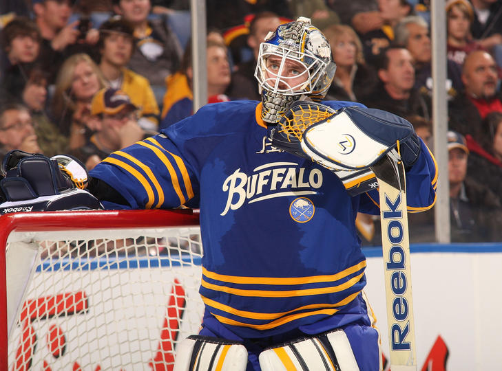 enroth-throwback-sabres_orig.jpg